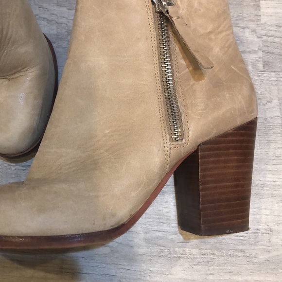 Gianni Bini • Distressed Leather Ankle Boots - Picture 6 of 11